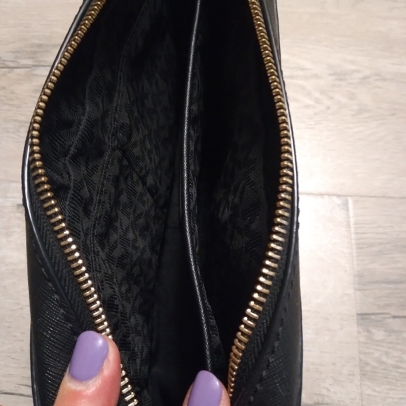 Michael Kors Black Crossbody Bag - Picture 3 of 3